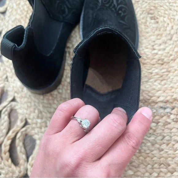 ROBERT GRAHAM WOODMAN BOOTS BLACK FLORAL SUEDE 9.5 - Picture 7 of 7